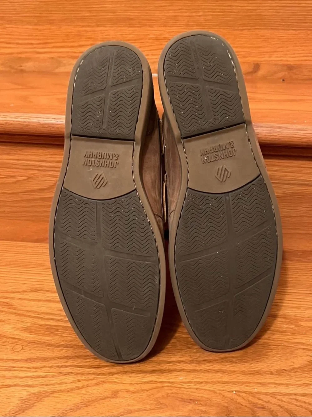 Johnston & Murphy tan leather